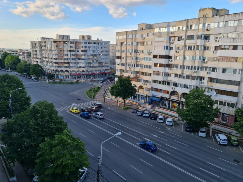 Trocadero - Garsoniera decomandata mobilata si utilata