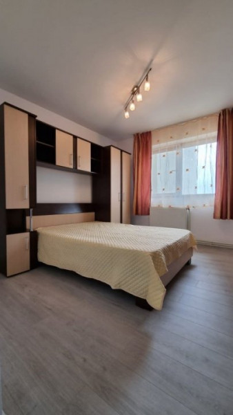 Tomia Nord/Ciresica - Apartament cu 2 camere decomandat, mobilat si utilat