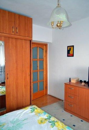 Vanzare apartament cu 3 camere zona Trocadero