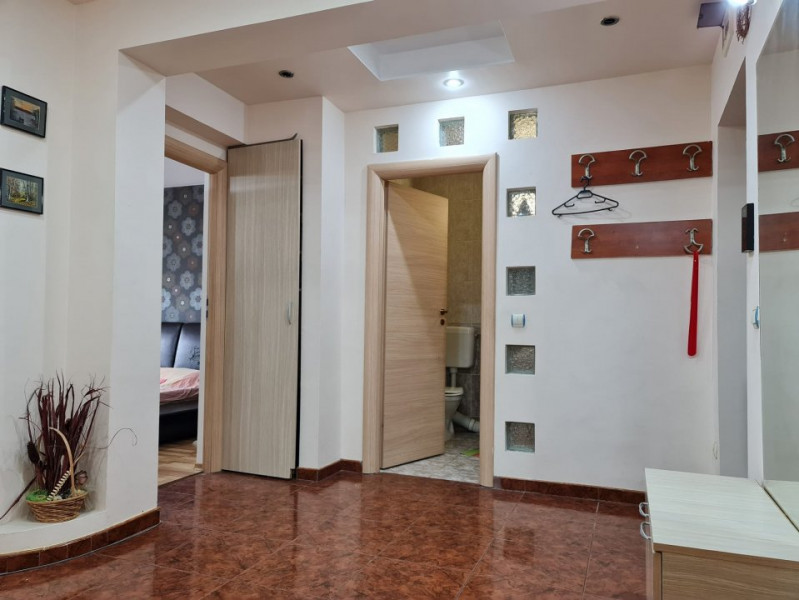 Tomis 2 / Spital - Apartament 3 Camere luminos, spatios, liber, bloc nou