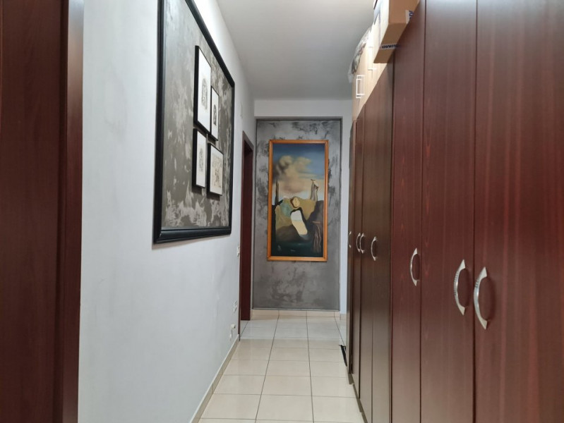 Tomis Nord - Vivo Mall - Apartament 2 camere decomandat spatios cu garaj