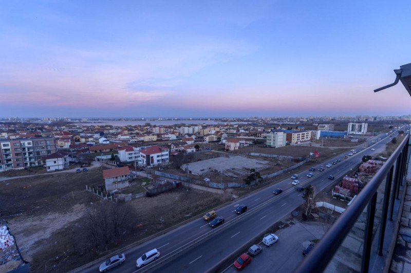 Tomis Plus - Penthouse spectaculos cu vedere superba la Mare si Lacul Siutghiol