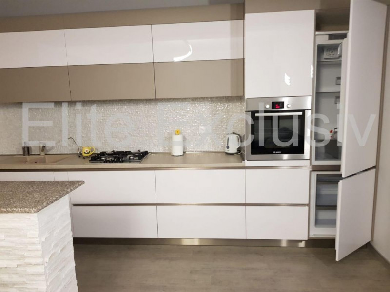  Mamaia Statiune - Inchiriere apartament lux de 2 camere cu 2 bai