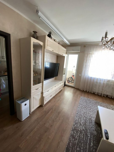 Tomis Plus - Apartament cu 3 camere, mobilat si utilat