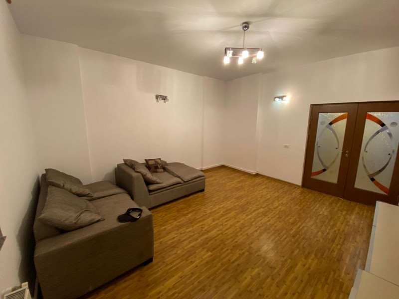 CAPITOL - Apartament deosebit cu 4 camere situat pe B-dul Tomis.