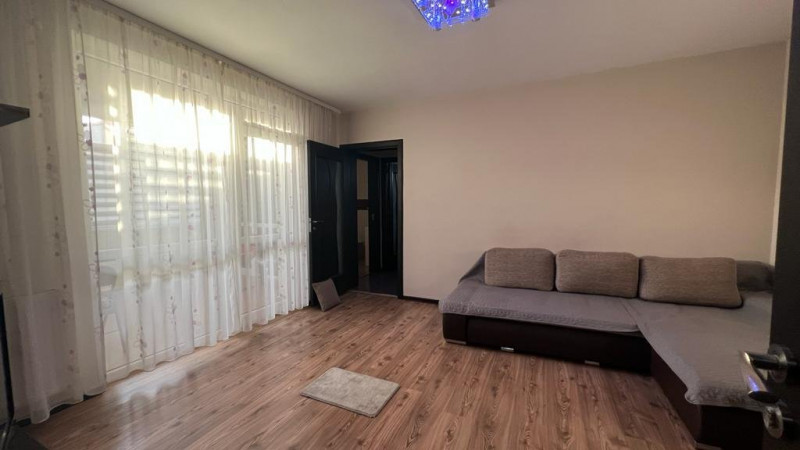 Faleza Nord - Vanzare apartament 3 camere mobilat si utilat 