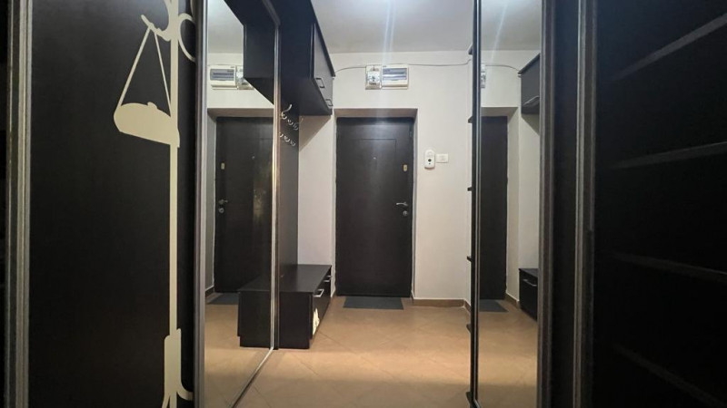 Faleza Nord - Vanzare apartament 3 camere mobilat si utilat 