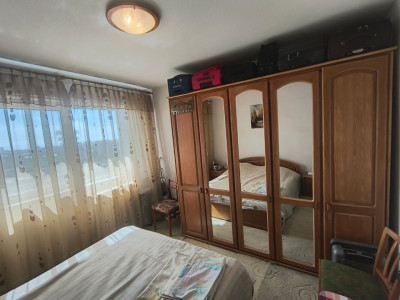 Tomis Nord -  Apartament cu 5 camere decomandat, 2 bai.