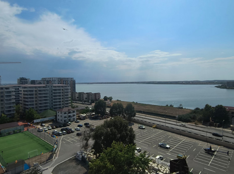 Statiunea Mamaia -Penthouse deosebit vedere lac/mare 