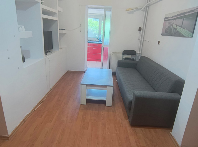 Faleza Nord - Apartament cu 3 camere, parter.