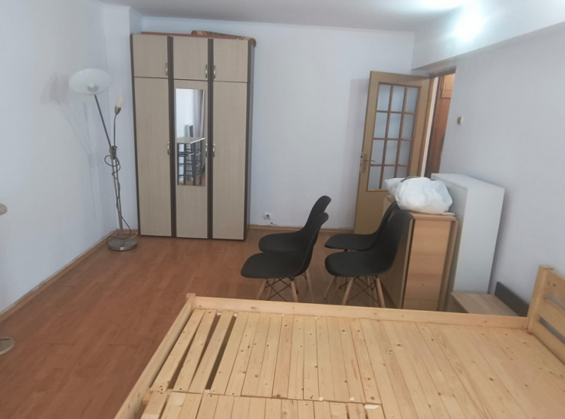 Faleza Nord - Apartament cu 3 camere, parter.