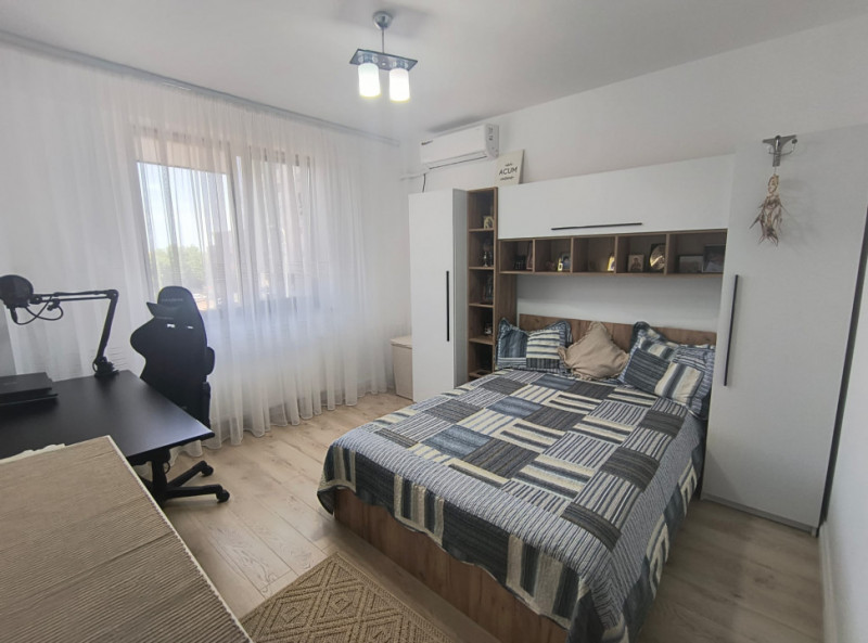 Compozitorilor - Apartament cu 3 camere decomandat, etaj 2.