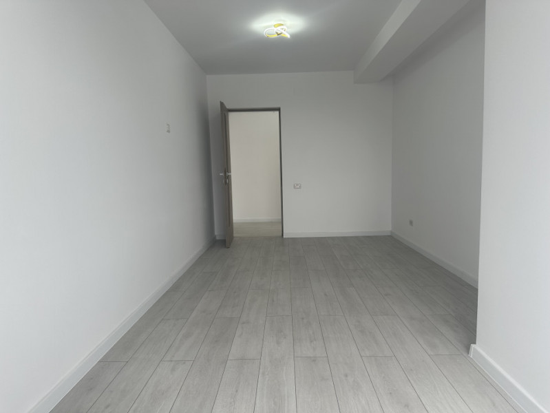 Tomis III - Adamclisi - Apartament cu 3 camere , renovat complet, bloc 2011.