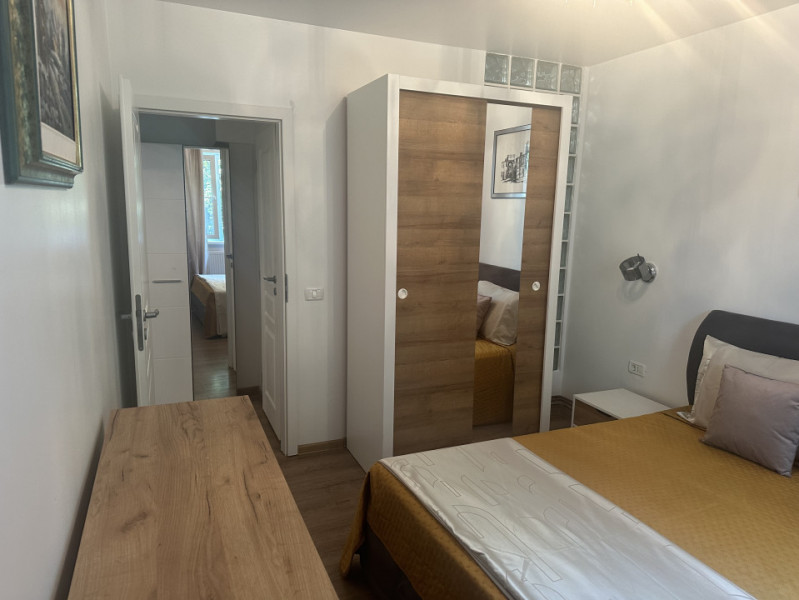 Centru-Piata Ovidiu - Apartament cu 2 camere , mobilat si utilat complet.