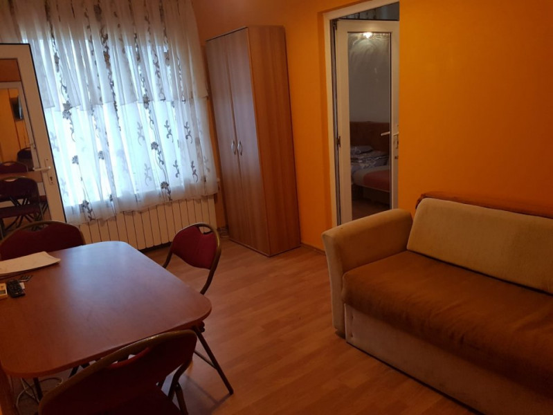 Tomis Nord - Apartament de 3 camere nedecomandat confort 3