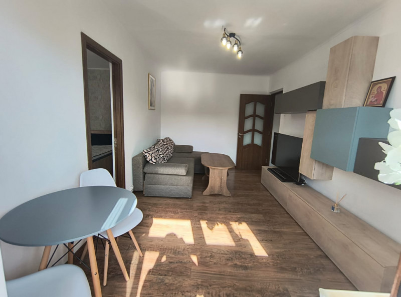 0 % comision - Tomis nord-Apartament 2 camere semidecomandat, renovat nou.