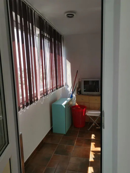 De închiriat apartament 2 camere – Zona Flămânda/Trocadero