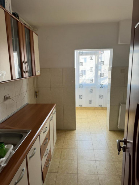 Apartament la 2 pasi de plaja in Faleza Nord