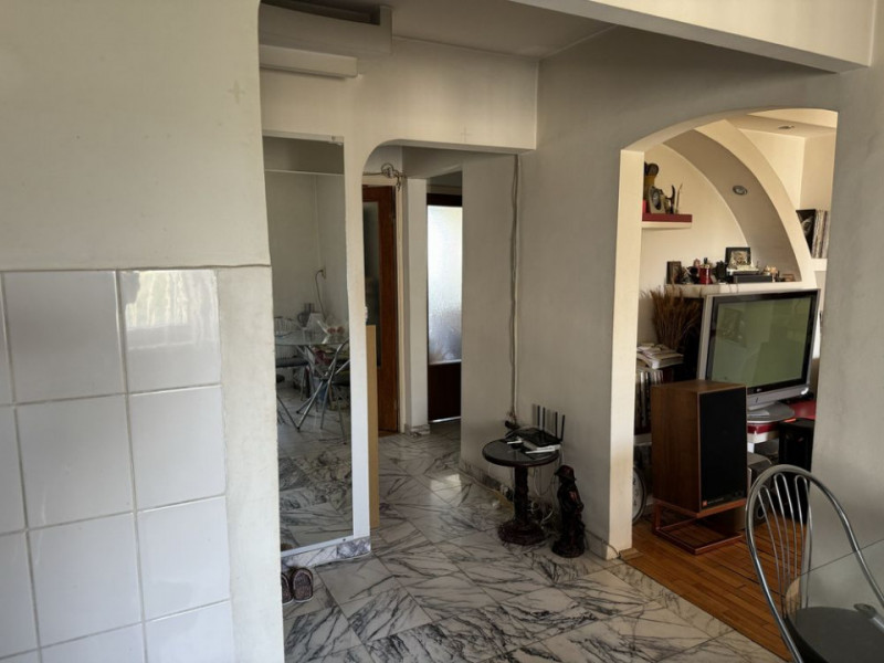 Apartament 3 camere decomandate confort 0,  în zona Dacia