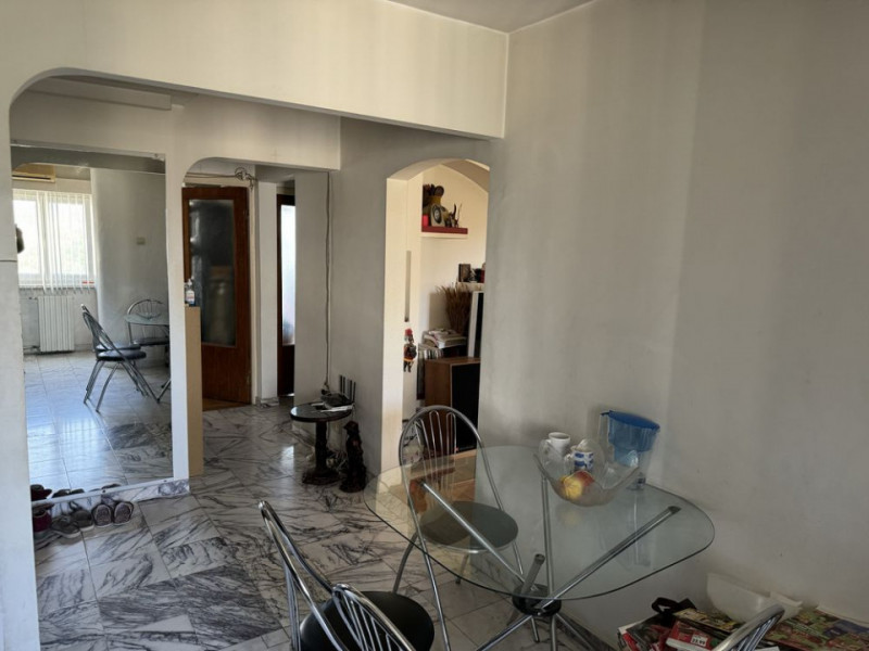 Apartament 3 camere decomandate confort 0,  în zona Dacia