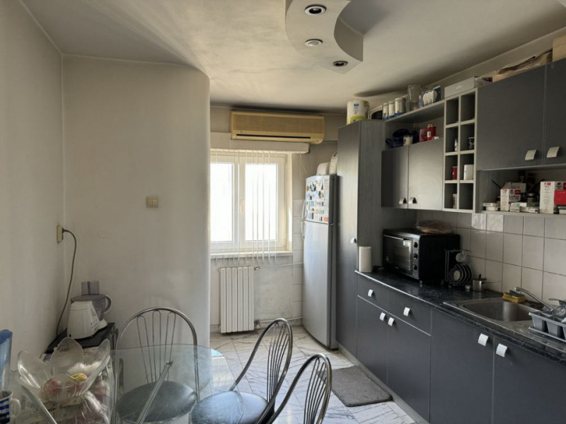 Apartament 3 camere decomandate confort 0,  în zona Dacia