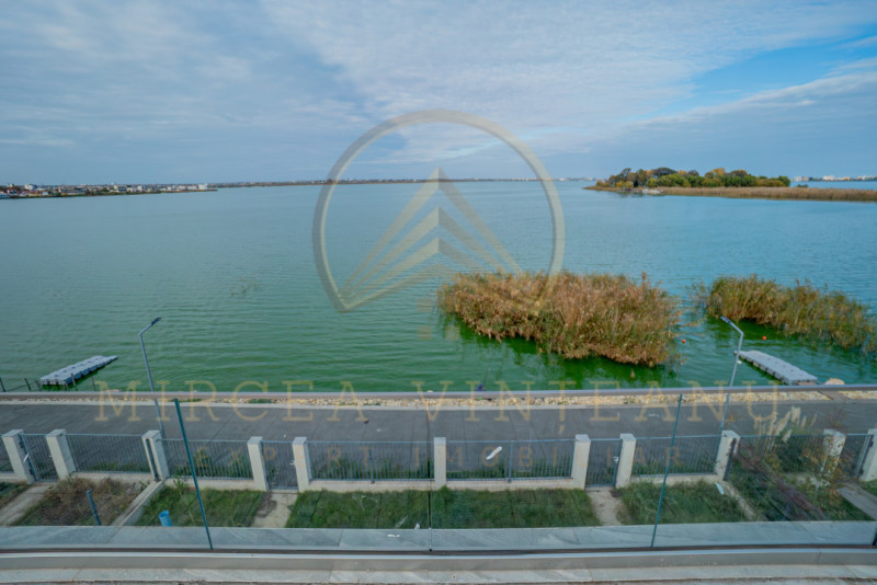 Ovidiu - Duplex- Proprietate unicata cu vedere frontala spre lac.