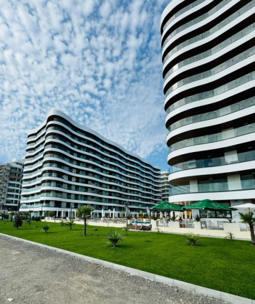 Stațiunea Mamaia - Complex Casa Del Mar - Garsoniera cu vedere la mare si lac.