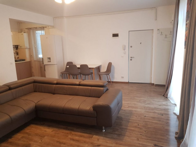 Mamaia Nord - Vanzare apartament cu 3 camere, mobilat si utilat 