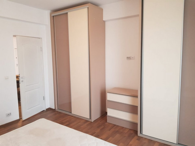 Mamaia Nord - Vanzare apartament cu 3 camere, mobilat si utilat 