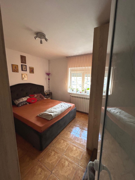 FAR - Apartament cu 2 camere decomandate, mobilat