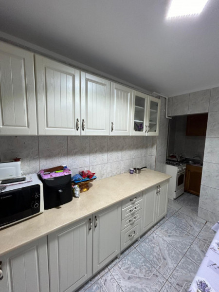 Faleza Nord - Apartament cu 3 camere decomandate 