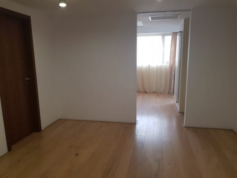 Faleza Nord - Apartament compus din 3 camere cu vedere frontala la mare 