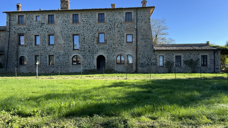 Italia - Castel Giorgio – O Proprietate cu Istorie și Potențial Unic