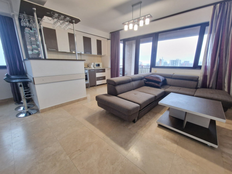 Mamaia –Apartament  cu 3 camere, cu priveliște spectaculoasa 