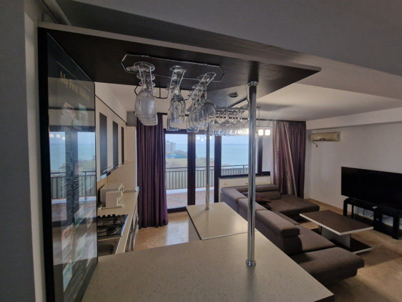 Mamaia –Apartament  cu 3 camere, cu priveliște spectaculoasa 