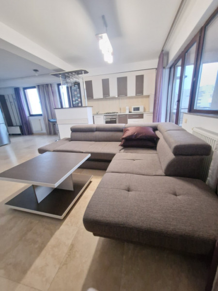 Mamaia –Apartament  cu 3 camere, cu priveliște spectaculoasa 