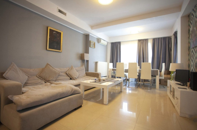 Apartament 3 camere  Mamaia Nord - 125 mp + 3 balcoane 22 mp