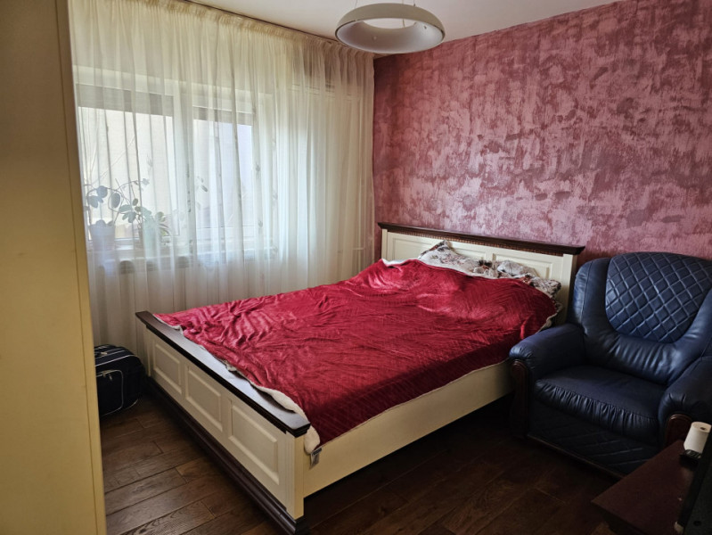 Apartament 2 camere decomandate in zona Trocadero -Mobilat și utilat 