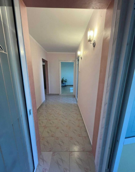 Apartament 3 camere decomandat, Tomis Nord – Macul Roșu, vedere spre oraș