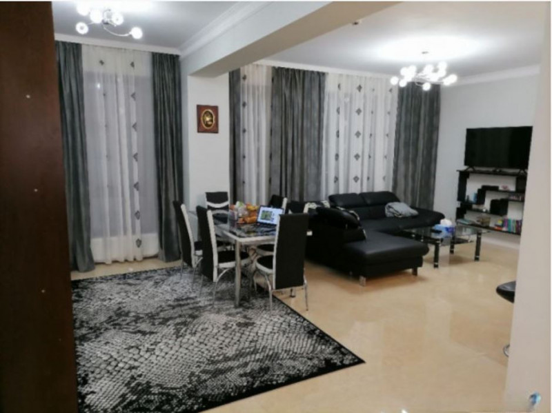 Apartament 3 camere – Tomis Nord, ideal pentru locuință sau spațiu comercial